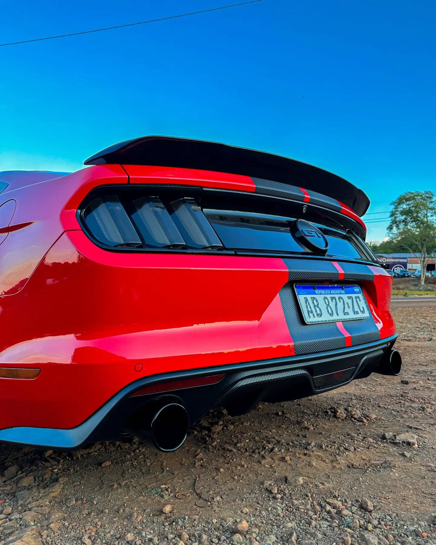 Ford Mustang GT Fastback 5.0 V8 · foto 3