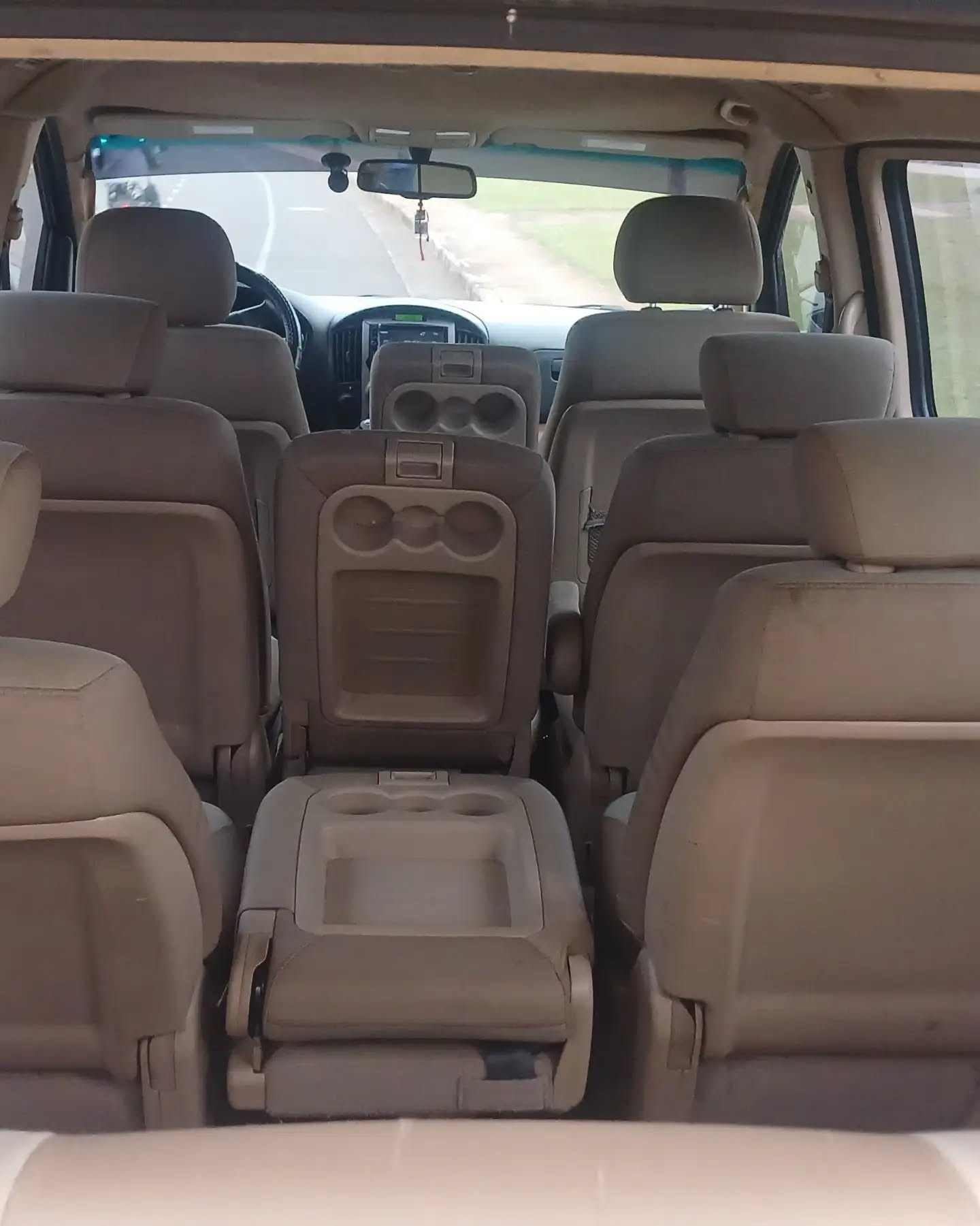 Hyundai H-1 2.5 CRDi Full Premium · foto 4