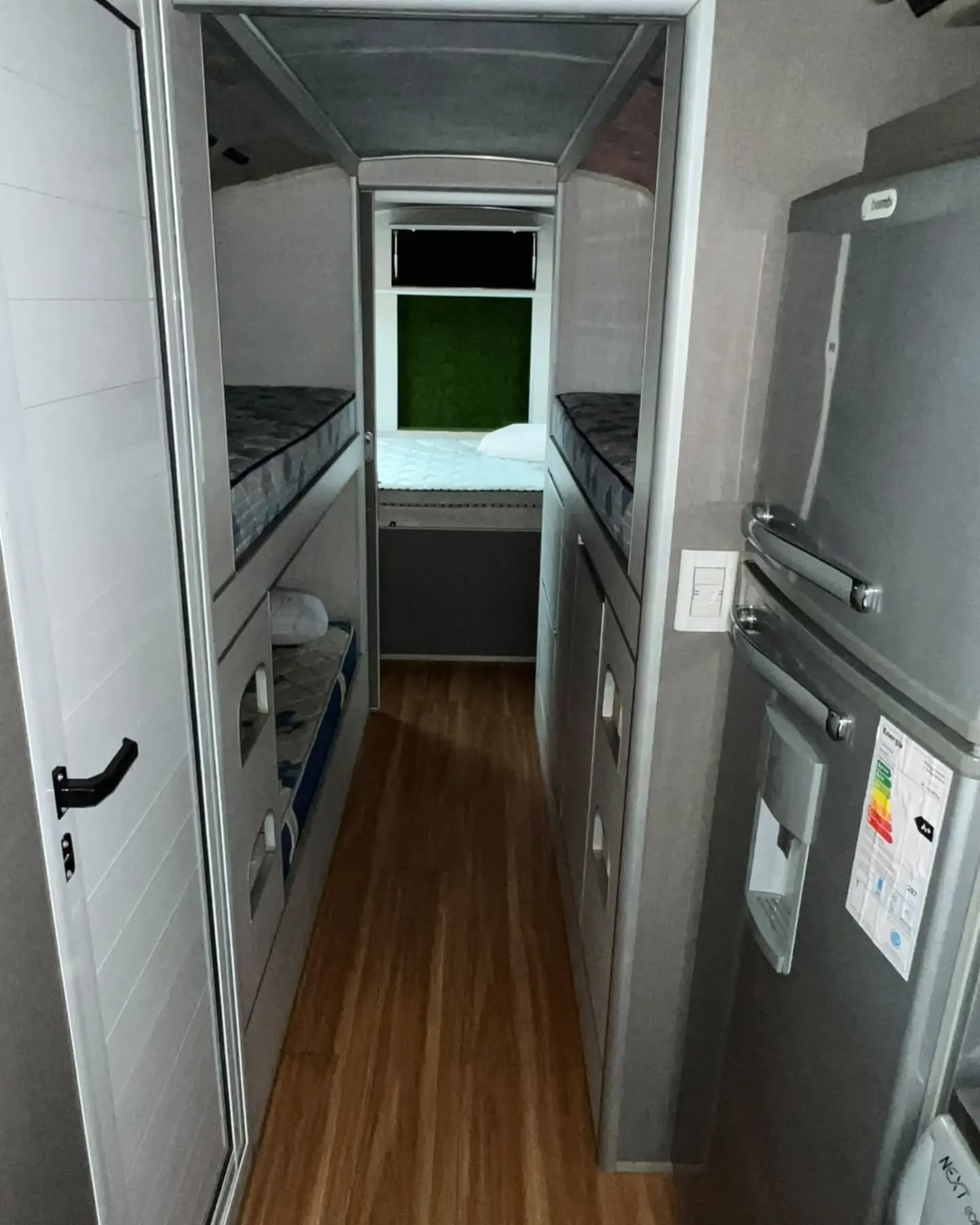 Mercedes-Benz 165-OF 1721 Motorhome · foto 7